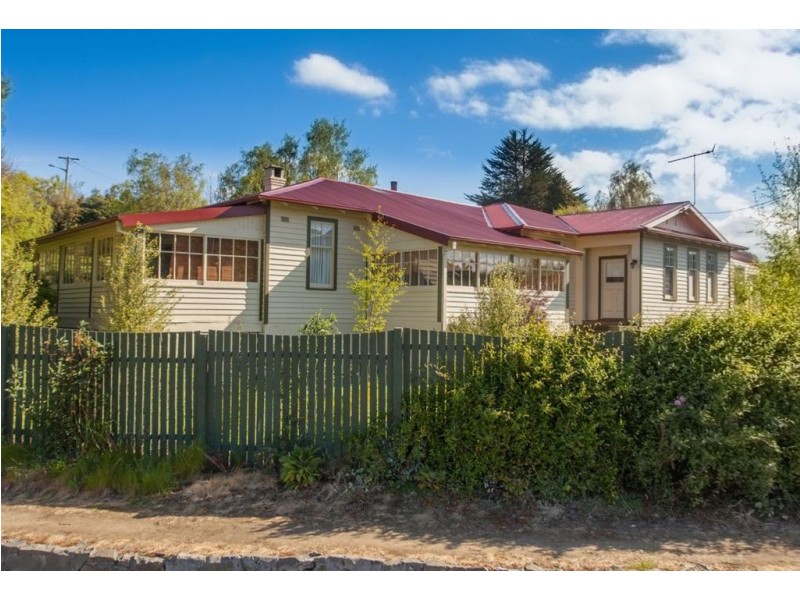 2 William Street, Geeveston TAS 7116