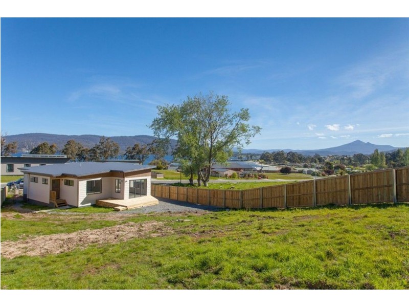 13 Pulfers Road, Dover TAS 7117