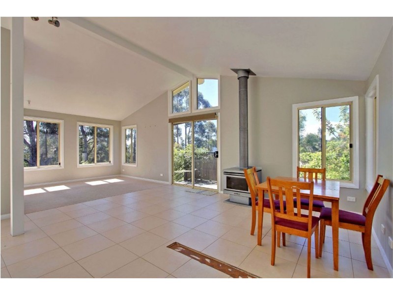 18 White Cliffs Road, Brooks Bay TAS 7116