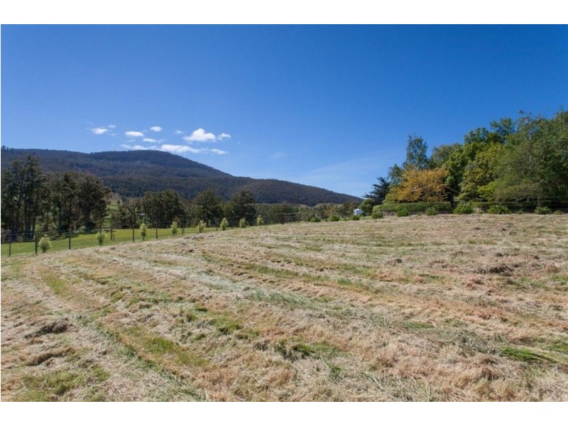 - Glen Huon Road, Glen Huon TAS 7109