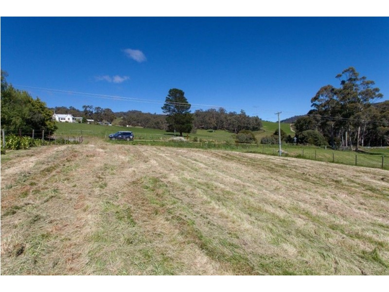 - Glen Huon Road, Glen Huon TAS 7109