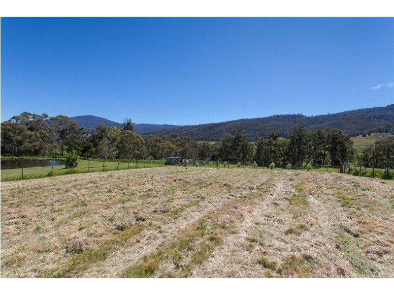 - Glen Huon Road, Glen Huon TAS 7109