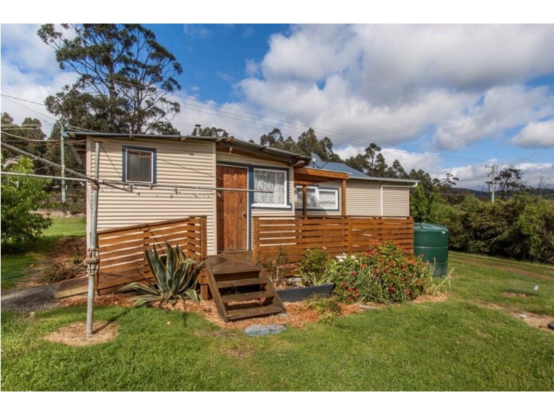 5665 Huon Highway, Waterloo TAS 7109