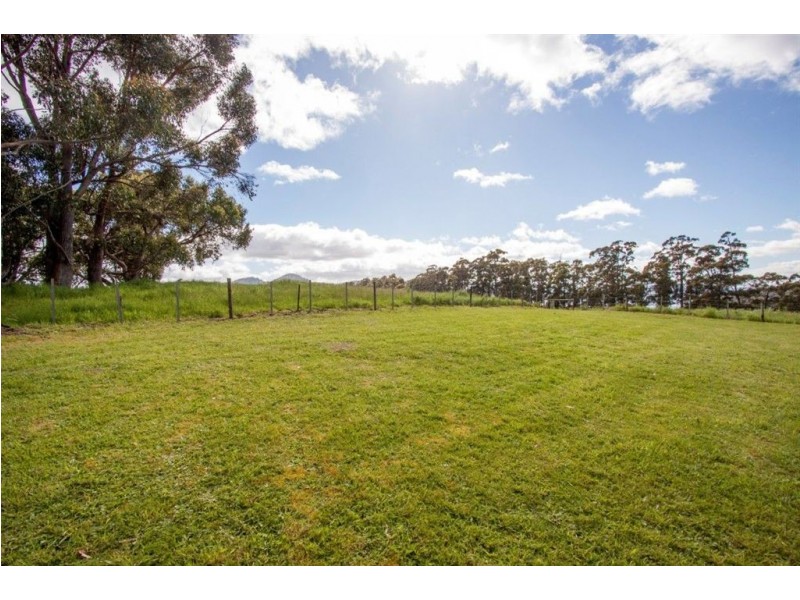 5665 Huon Highway, Waterloo TAS 7109