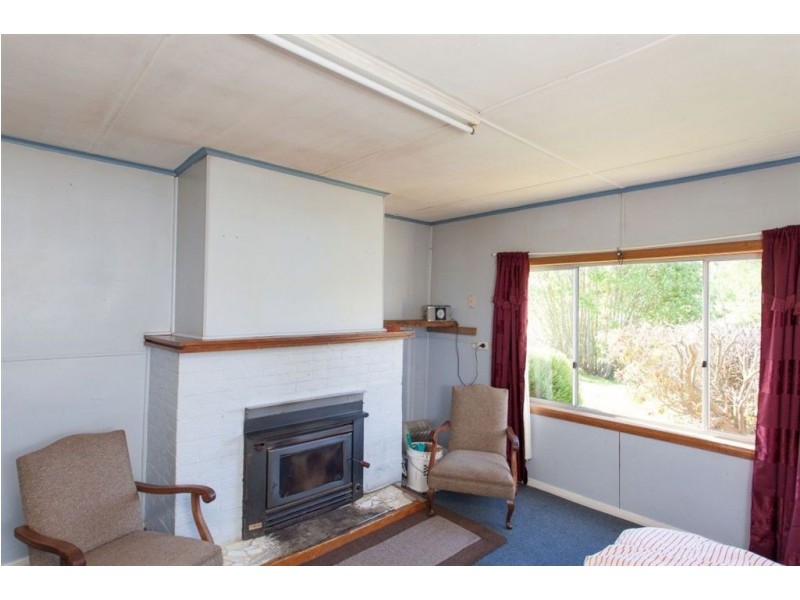 27 Cemetery Road, Dover TAS 7117