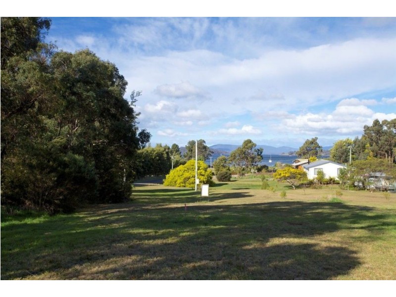 23 Cemetery Road, Dover TAS 7117