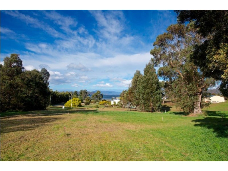 25 Cemetery Road, Dover TAS 7117