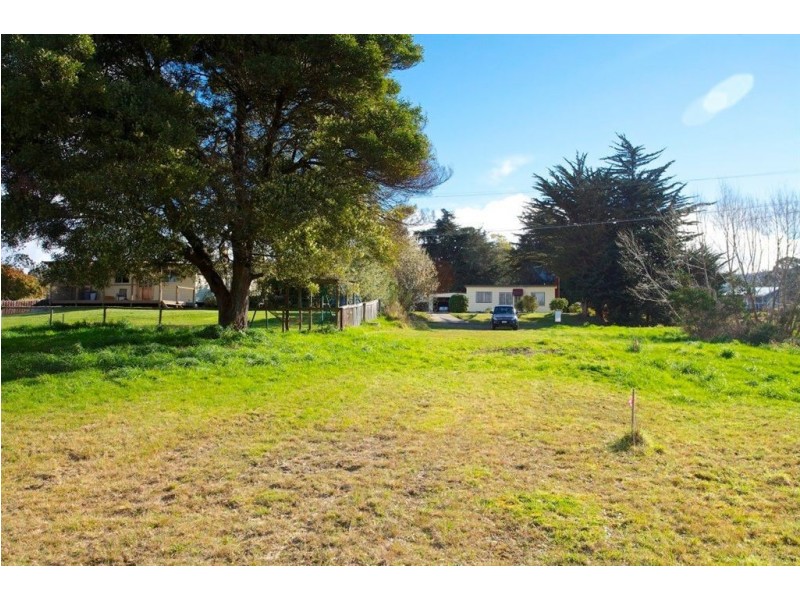 25 Cemetery Road, Dover TAS 7117