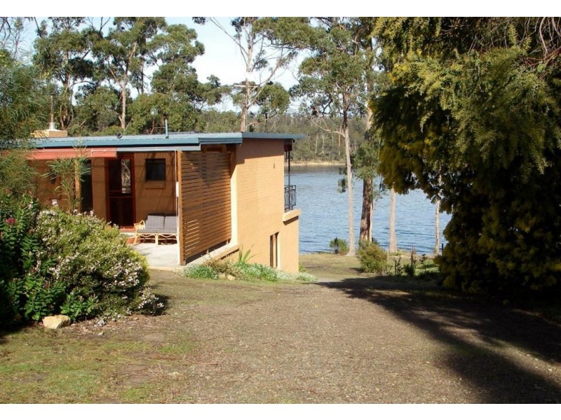 7 Sandrock Loop, Abels Bay TAS 7112