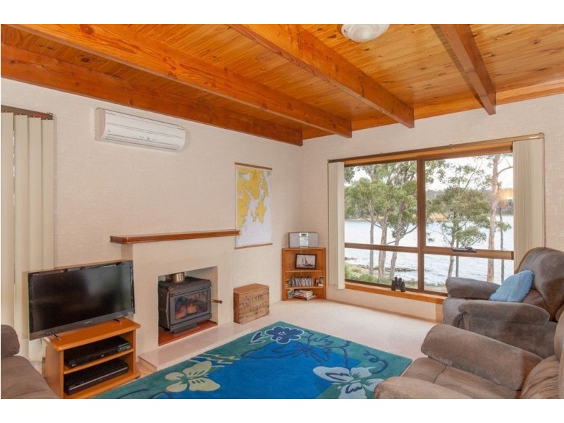 7 Sandrock Loop, Abels Bay TAS 7112