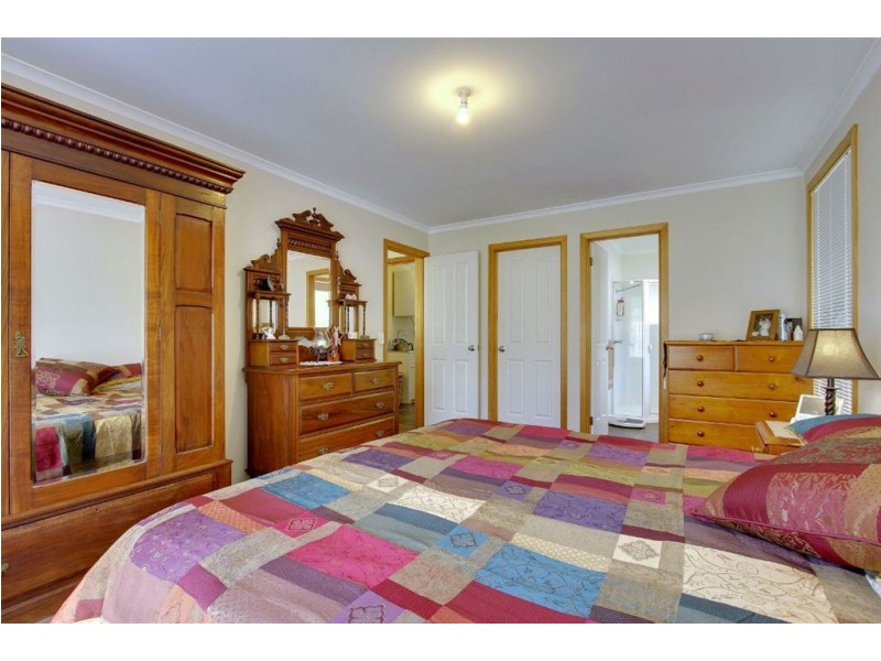 51 Knights Road, Huonville TAS 7109