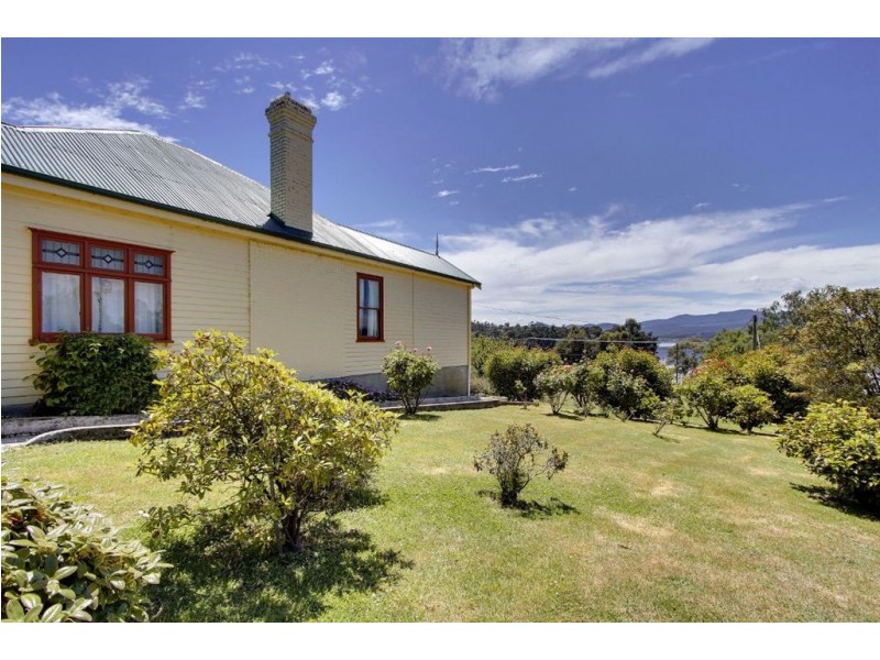 4126 Huon Highway, Castle Forbes Bay TAS 7116