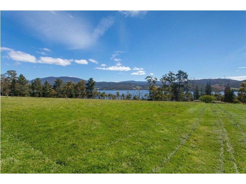 896 Cygnet Coast Road, Wattle Grove TAS 7109