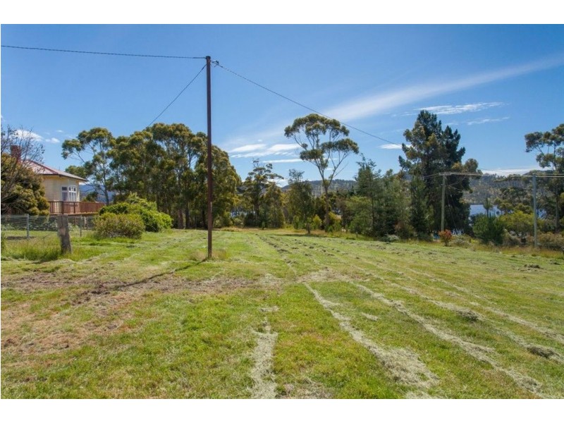 896 Cygnet Coast Road, Wattle Grove TAS 7109