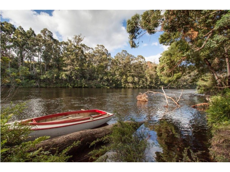 33 Smiths Road, Huonville TAS 7109
