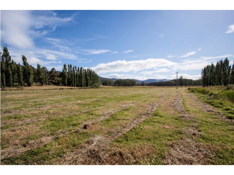 33 Smiths Road, Huonville TAS 7109