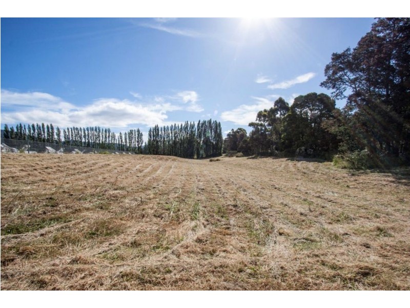 33 Smiths Road, Huonville TAS 7109