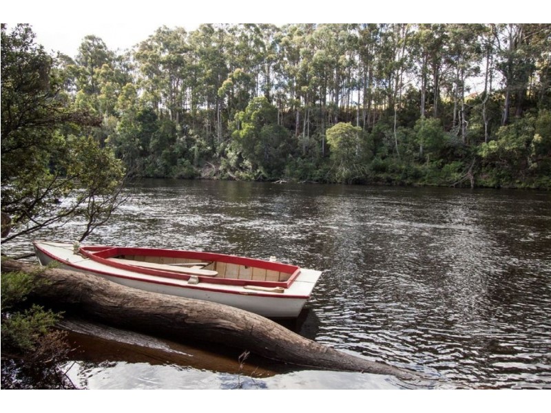 33 Smiths Road, Huonville TAS 7109
