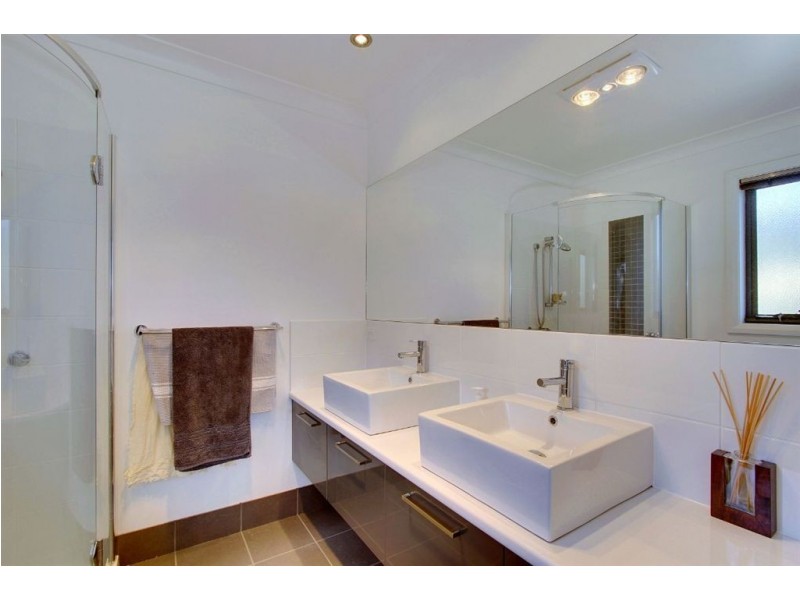 16 Beauty View Road, Huonville TAS 7109