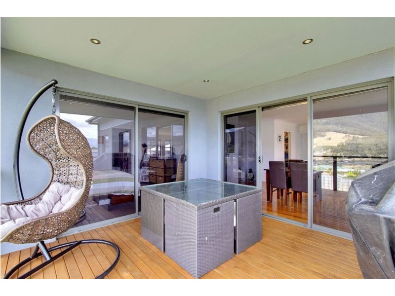 16 Beauty View Road, Huonville TAS 7109