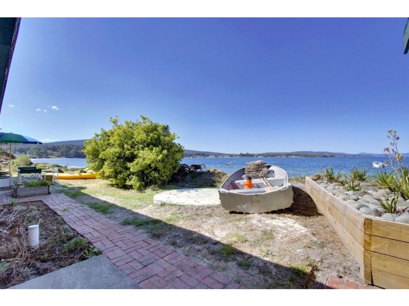 211 Kingfish Beach Road, Southport TAS 7109