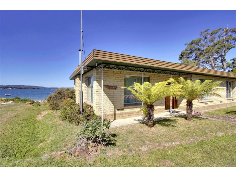 211 Kingfish Beach Road, Southport TAS 7109
