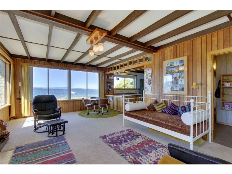211 Kingfish Beach Road, Southport TAS 7109