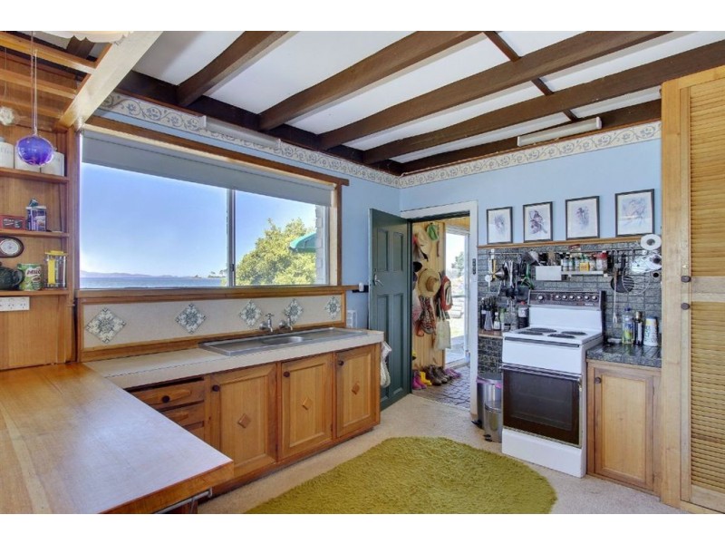 211 Kingfish Beach Road, Southport TAS 7109