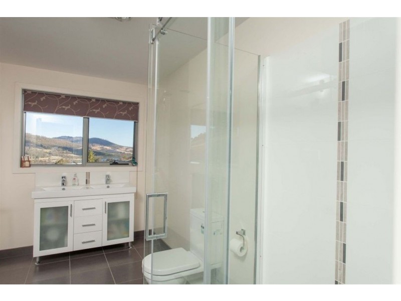 21 Scenic Hill Road, Huonville TAS 7109