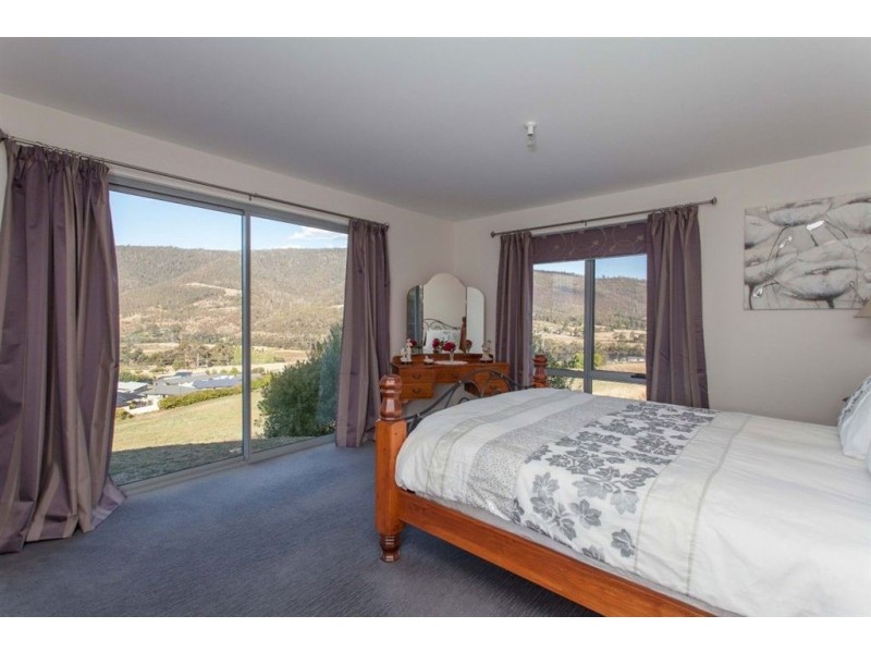21 Scenic Hill Road, Huonville TAS 7109
