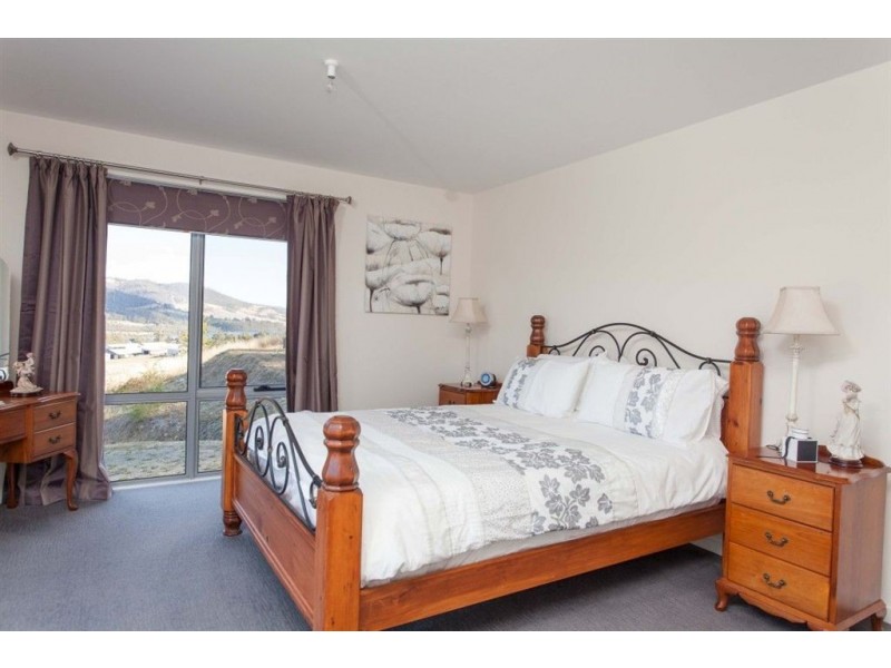 21 Scenic Hill Road, Huonville TAS 7109