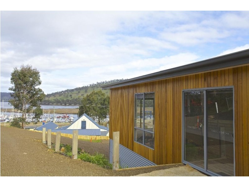 5 Percy Street, Port Huon TAS 7116