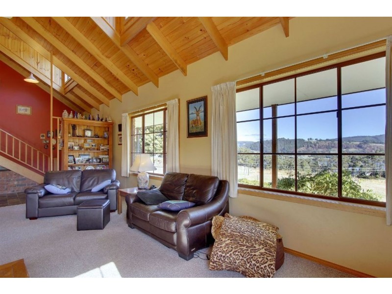 69 Graces Road, Glaziers Bay TAS 7109