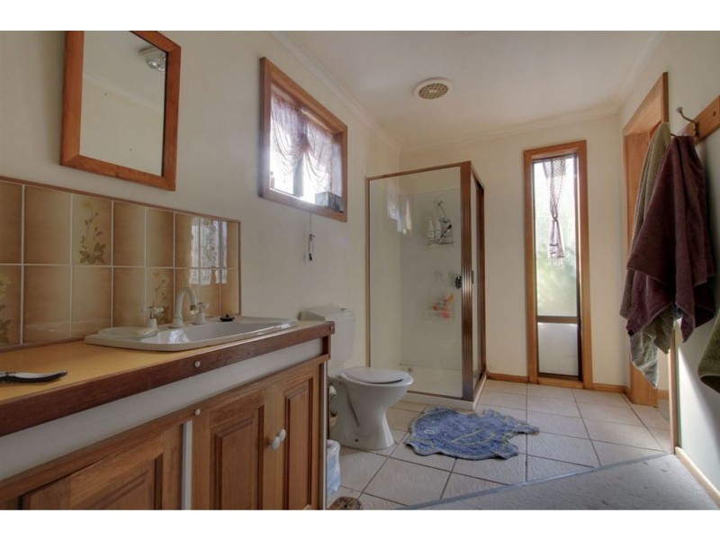 3 Helms Road, Gardners Bay TAS 7112