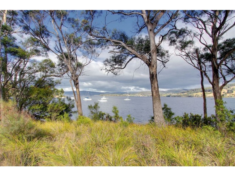 3 Helms Road, Gardners Bay TAS 7112