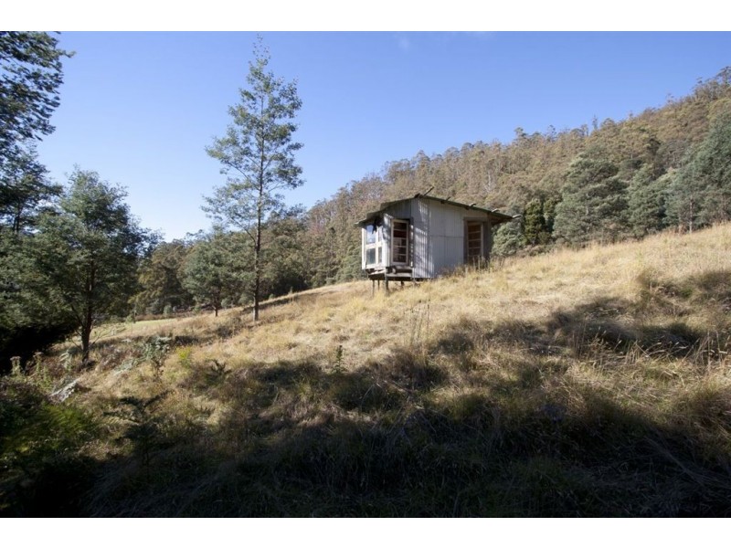 - Crabtree Road, Crabtree TAS 7109