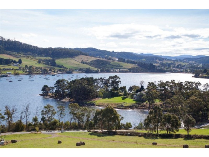 7162 Channel Highway, Gardners Bay TAS 7112