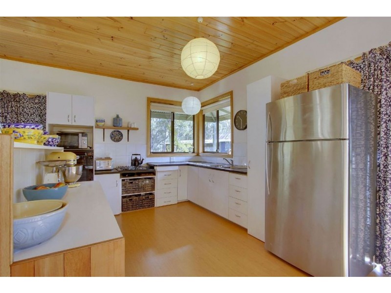 12 Walters Road, Wattle Grove TAS 7109