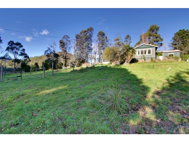 9 Gordons Road, Gardners Bay TAS 7112