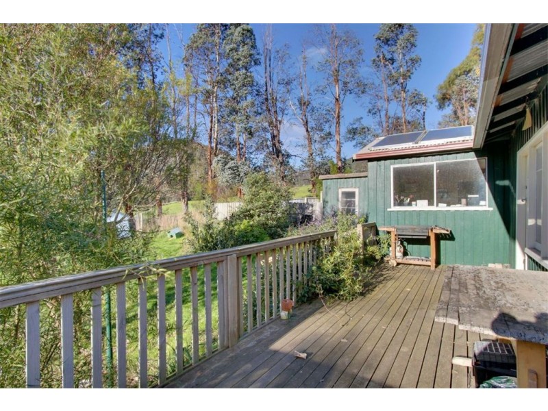 9 Gordons Road, Gardners Bay TAS 7112
