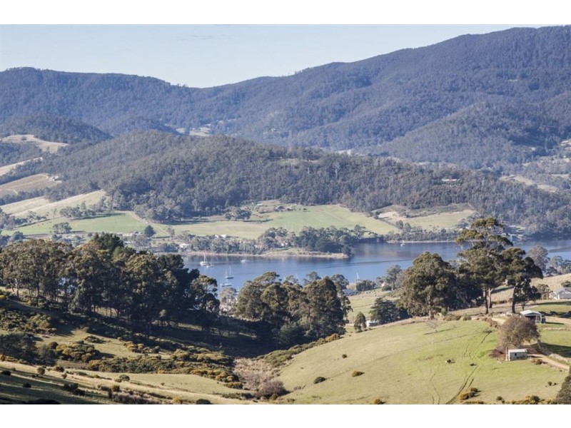 - Cnr Jetty Road and Kings Hill Road, Cygnet TAS 7112