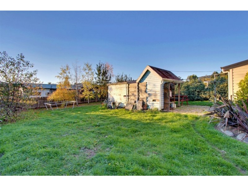 21 Knights Road, Huonville TAS 7109