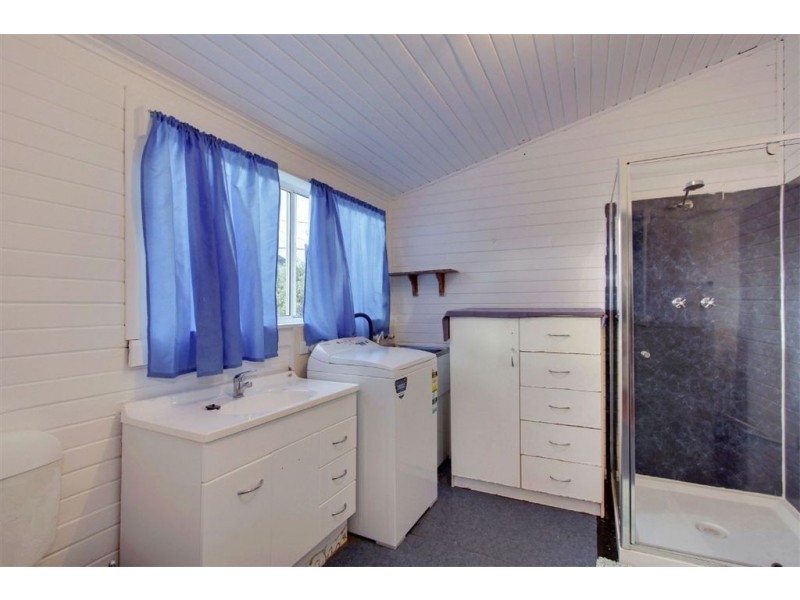 21 Knights Road, Huonville TAS 7109