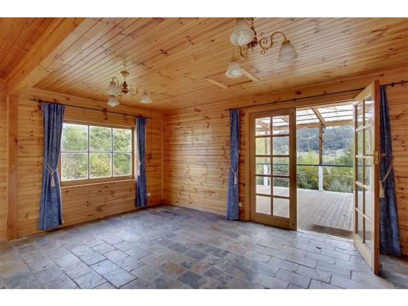 66 Police Point Road, Glendevie TAS 7109