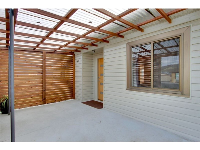 37 Sale Street, Huonville TAS 7109