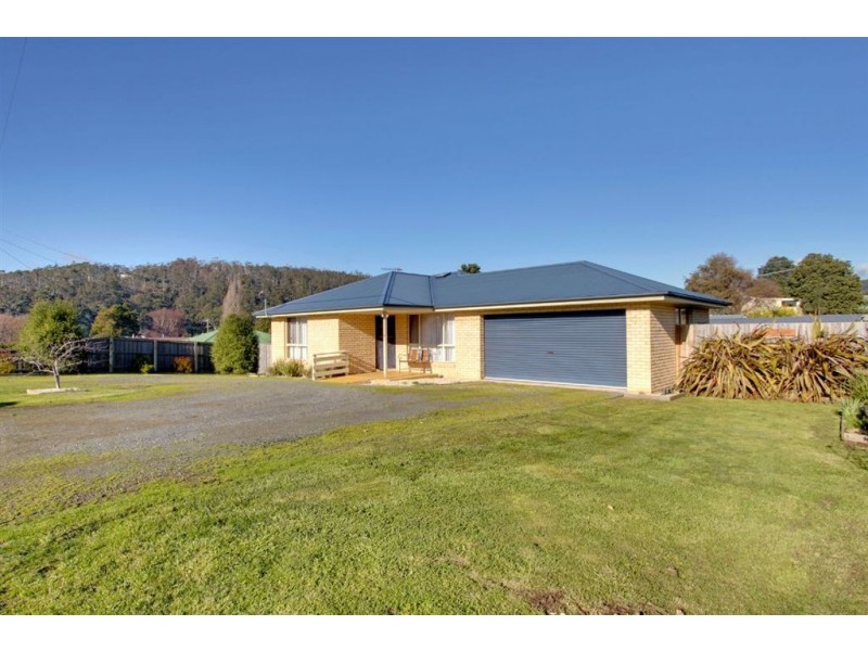 11 Duke Street, Geeveston TAS 7116