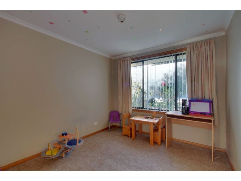 74 Sale Street, Huonville TAS 7109