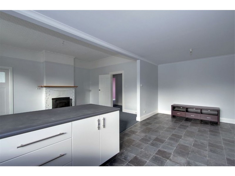 103 Main Street, Huonville TAS 7109