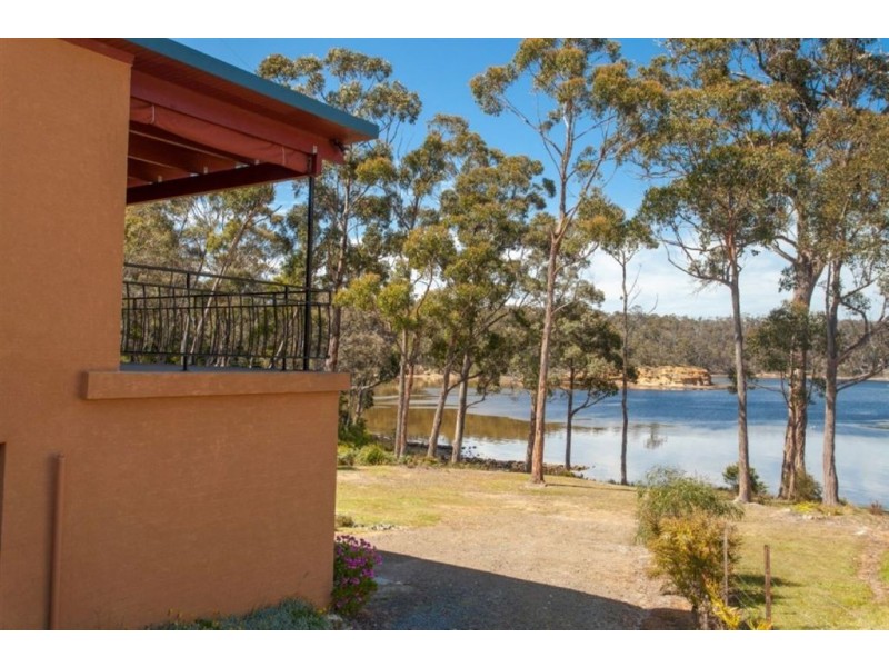 7 Sandrock Loop, Abels Bay TAS 7112