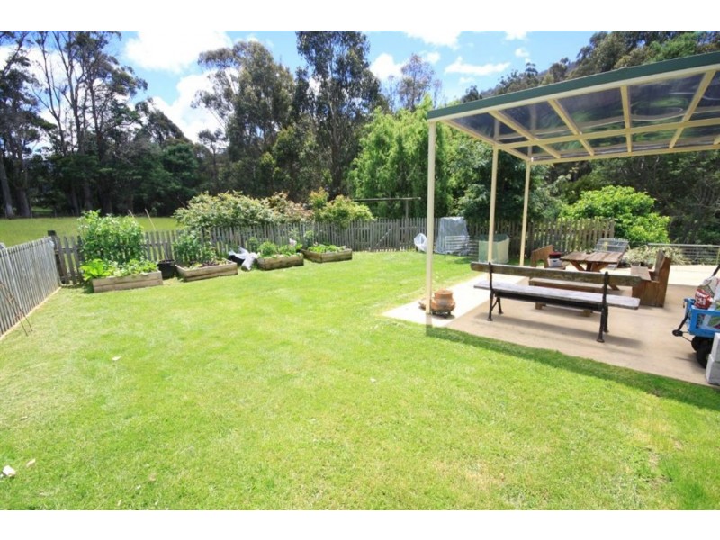 11 Sharpes Road, Crabtree TAS 7109